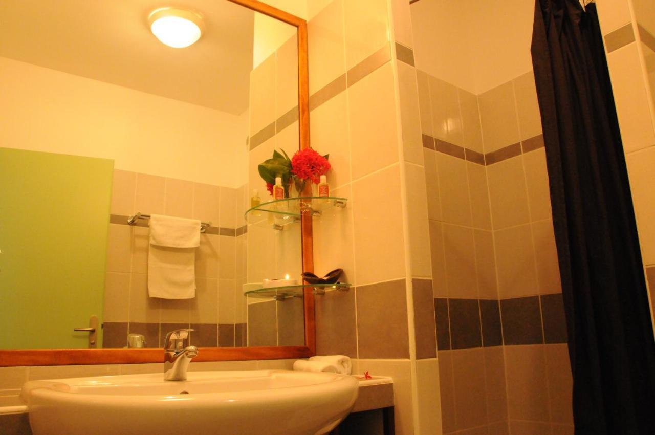Hotel Maharajah Mamoudzou Pokoj fotografie